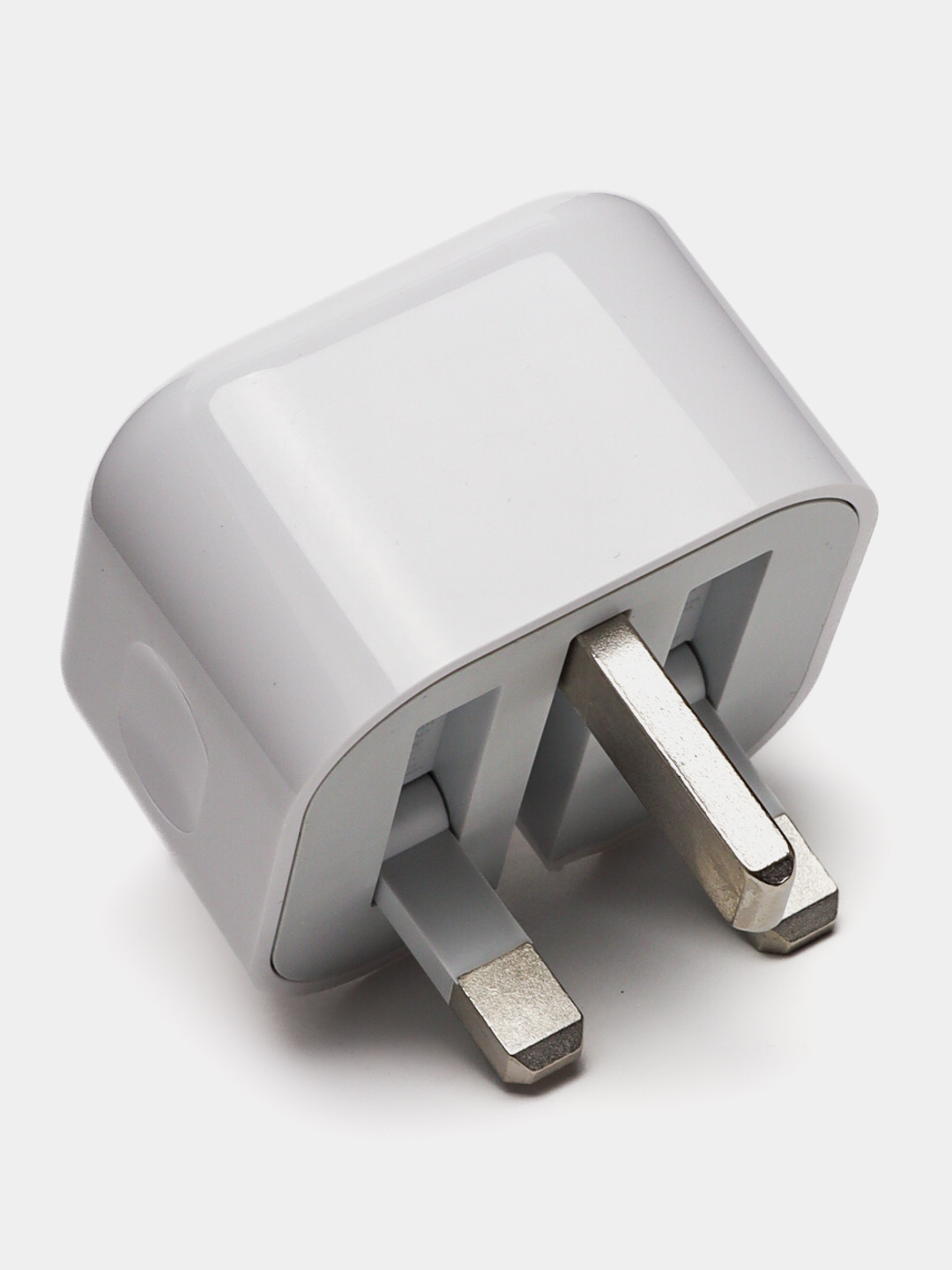 Зарядное устройство с UK-штекером (тип G) и выходом USB-C