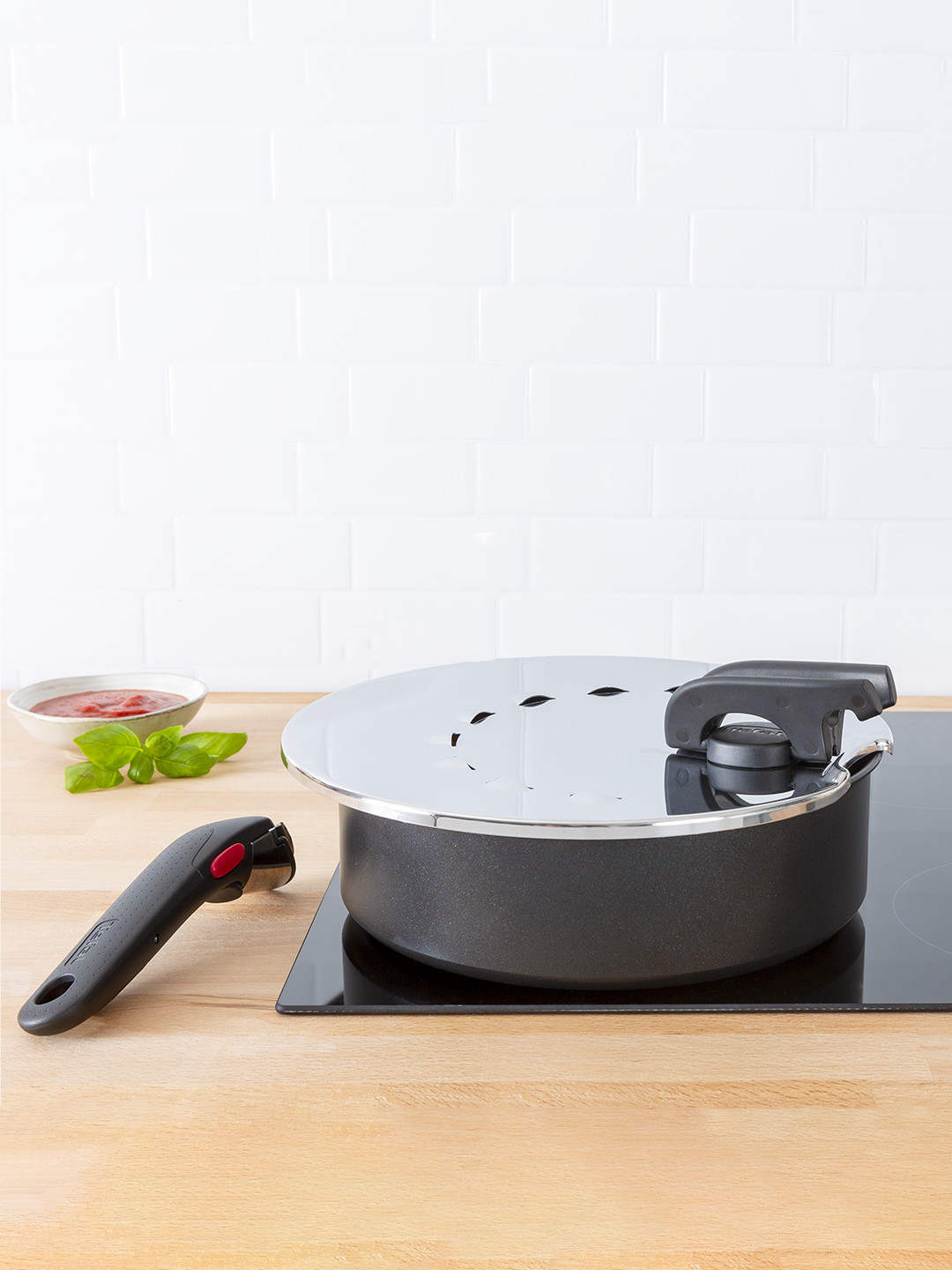 Сковорода Tefal, 28 см